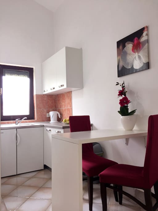 Apartment "MIRELA"
KITCHEN