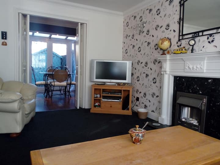 Basildon Holiday Rentals & Homes England, United Kingdom Airbnb