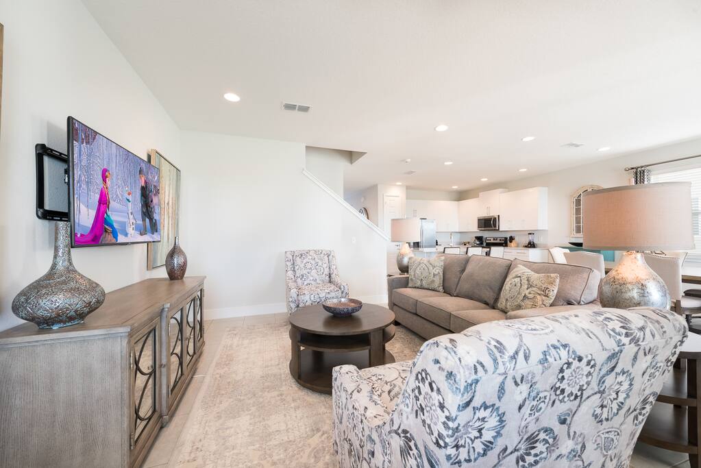 Great Room 1-1