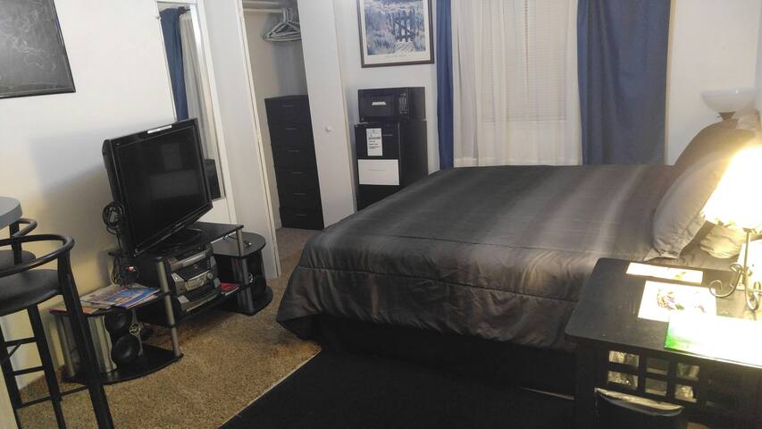 VB Oceanfront 2.5mi & NAS Oceana 2.7mi