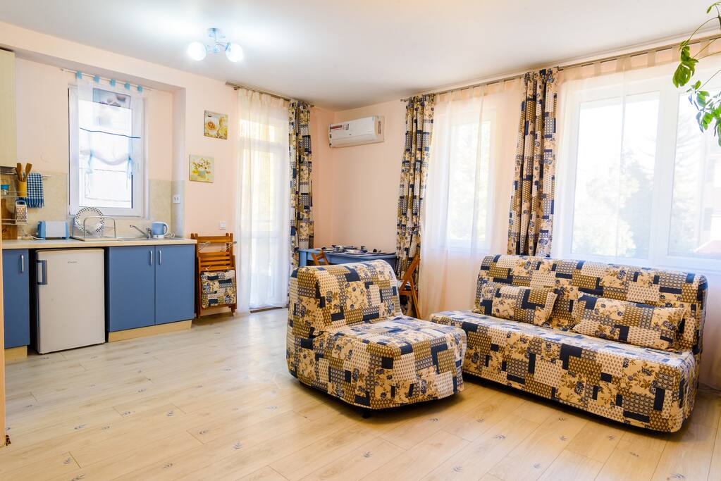 Suite 1