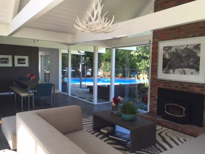 Private Room In San Rafael Oasis With Pool & Gym - Novato, CA
