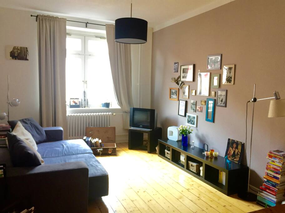Wohnzimmer mit Schlafcouch