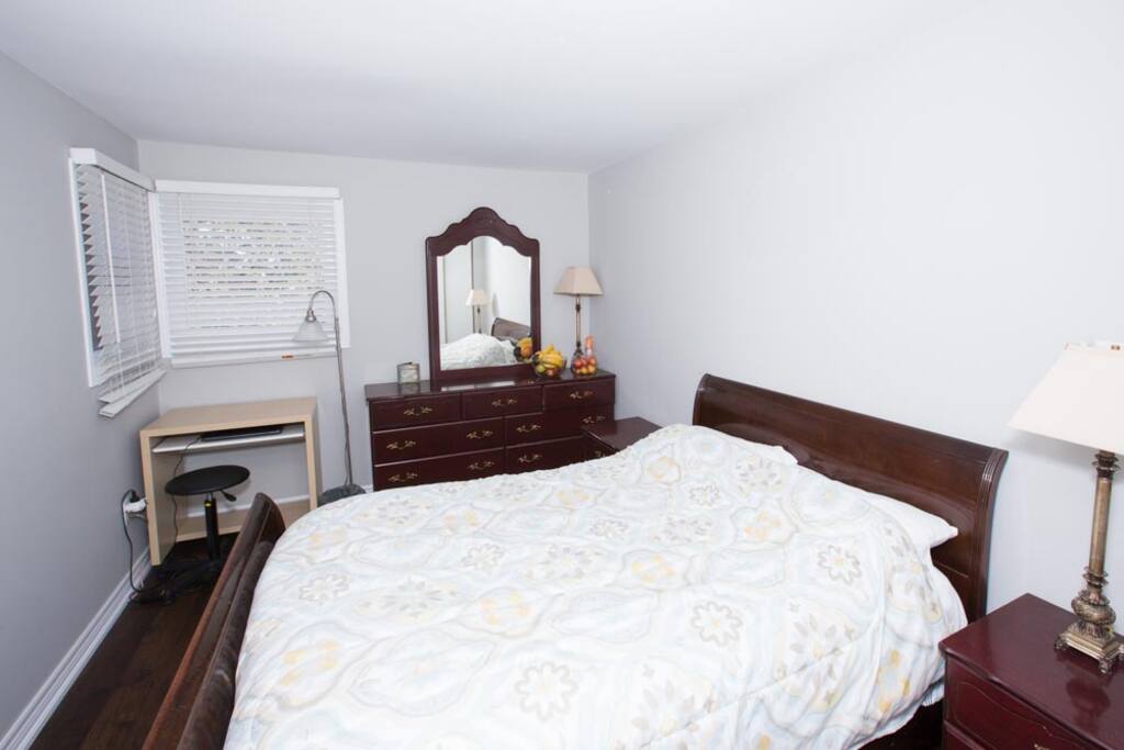 2nd floor bedroom