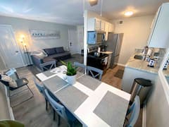 2+bedroom+condo+with+oceanfront+one+block+away%21