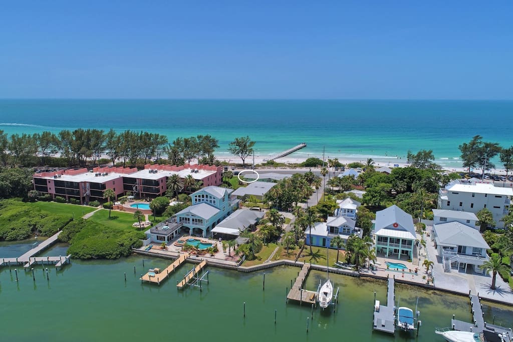 Aeriel view of home from Bay side.