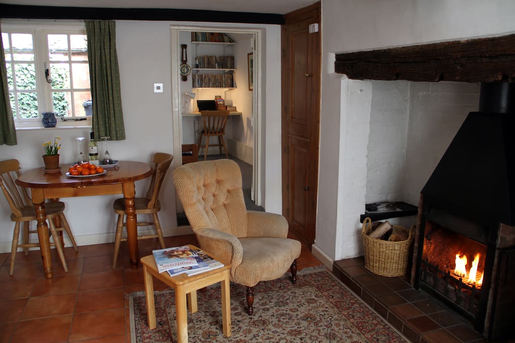 Living/dining room