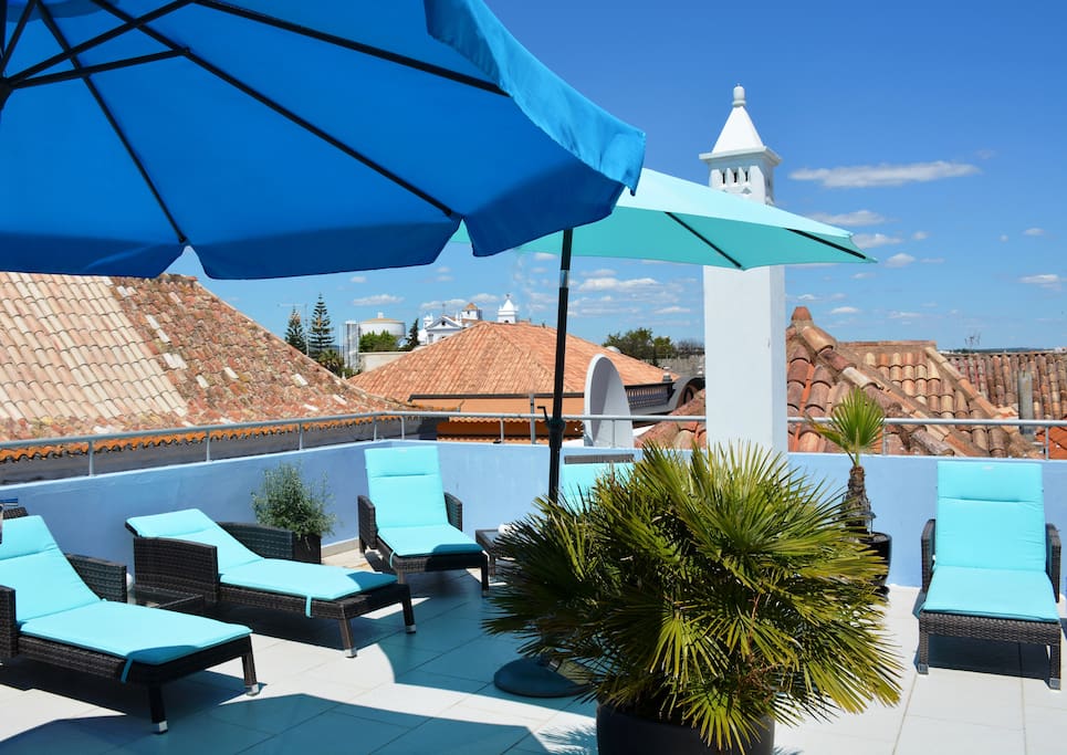 ROOF TERRACE