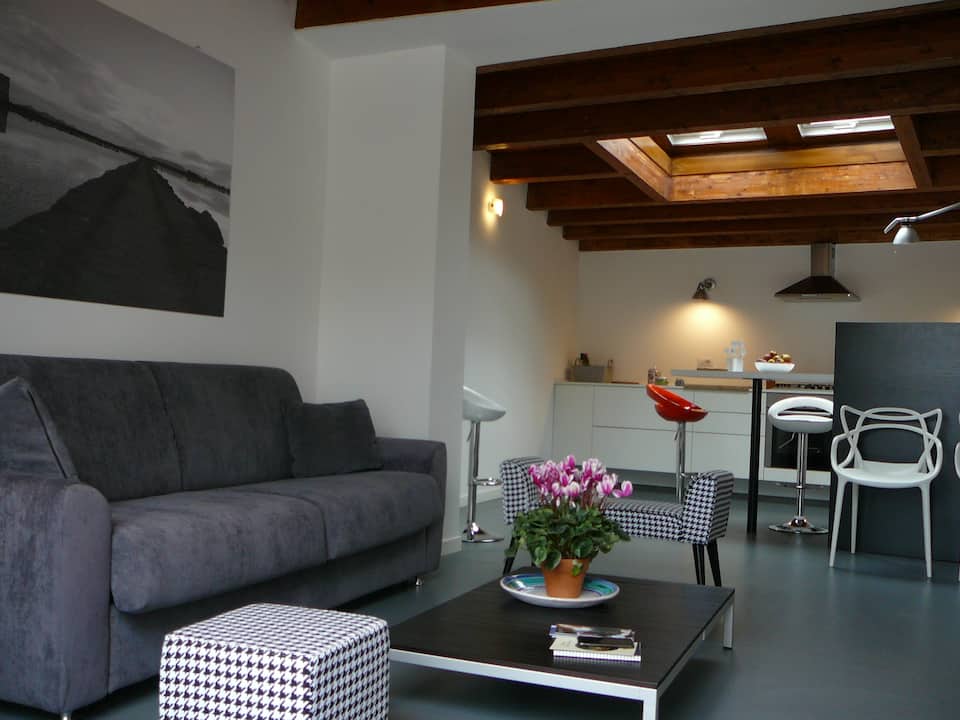 Delightful penthouse in the historic center — foto 1