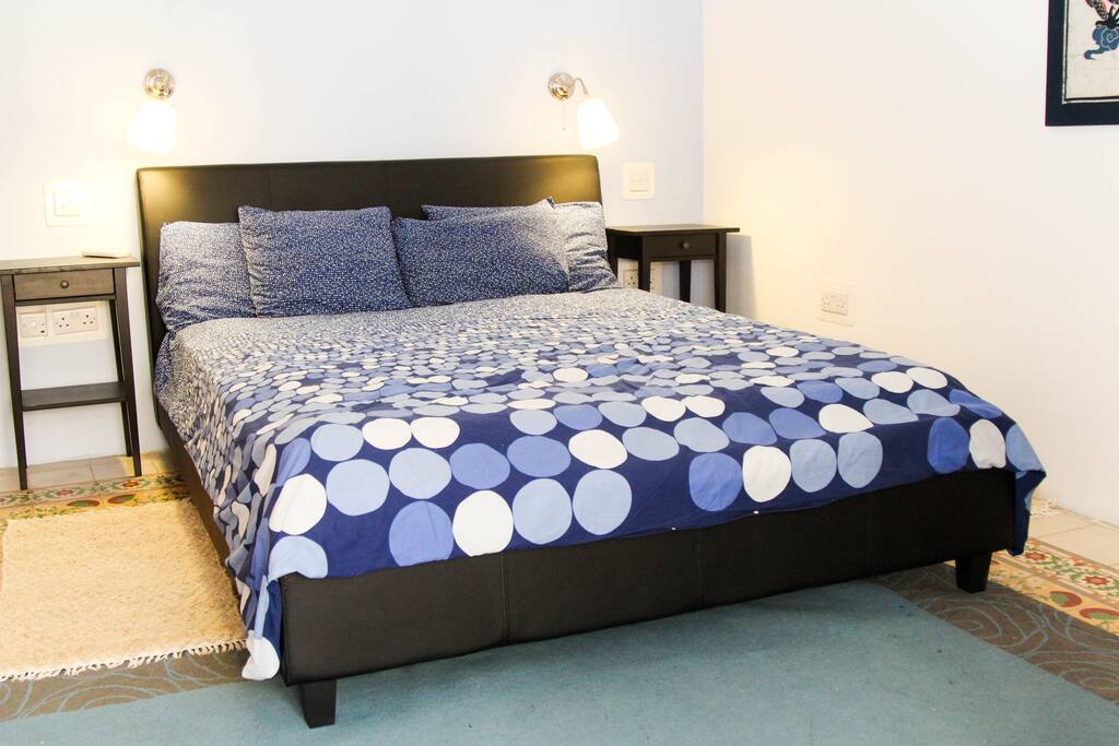 king bedroom with own private balcony
