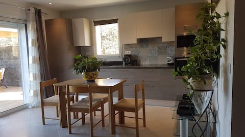 Charming home in the heart of Provence-Verte