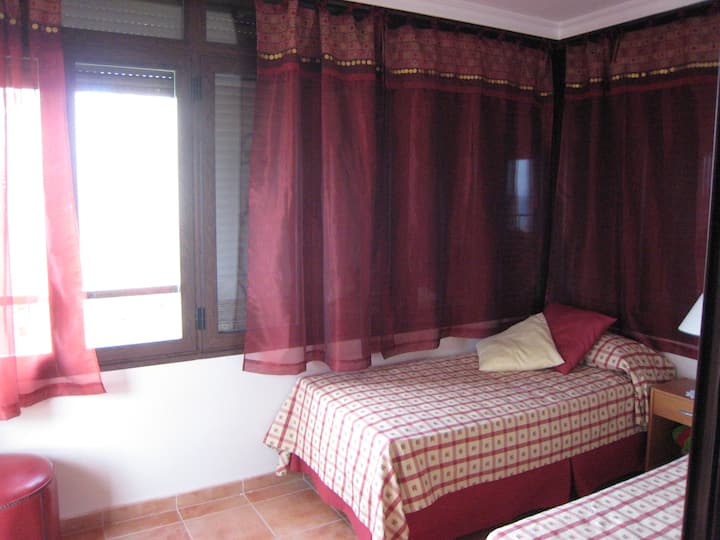 2. спалня с двойно легло