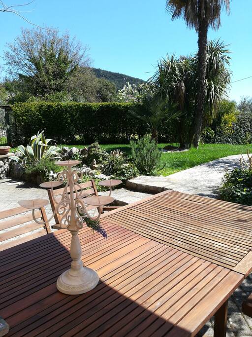Garden table