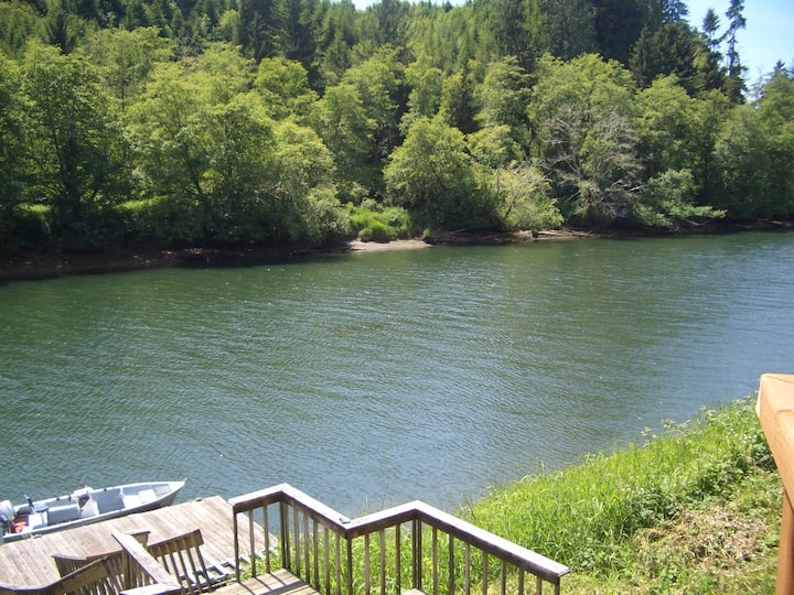 Siletz River Front Retreat (30 day minimum) Houses for Rent in