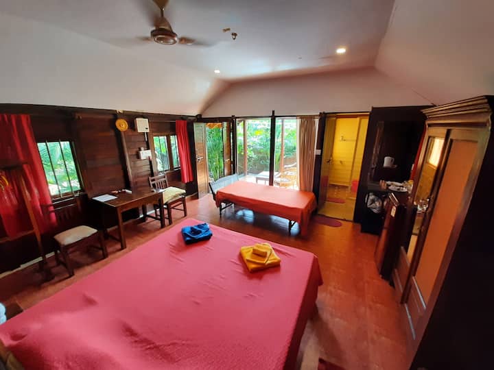 La Marine Morjim Beach Cottages 2 Индия