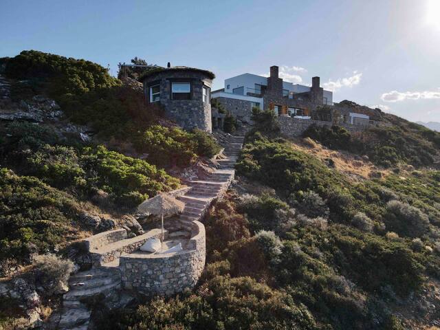 Villa Aiolos: above the sea, within Agios Nikolaos gallery image 5