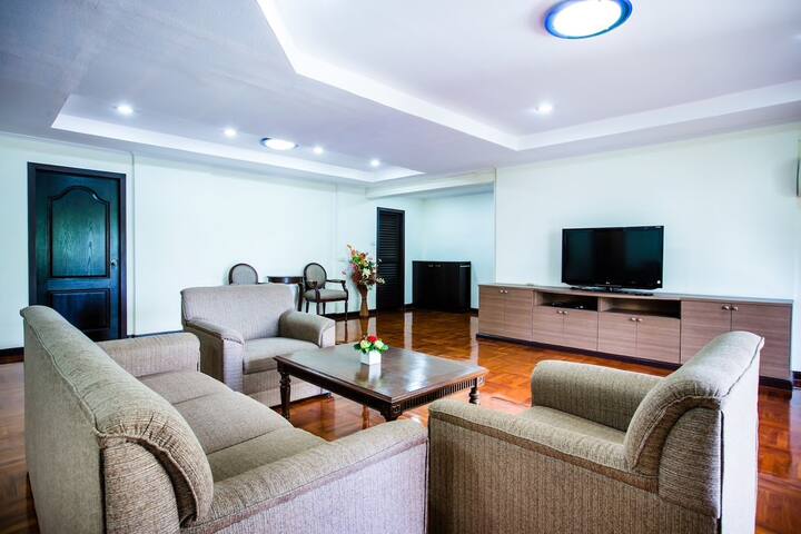 3BR-Cityview-BKKcentral-shopping mall-smtvj hospi