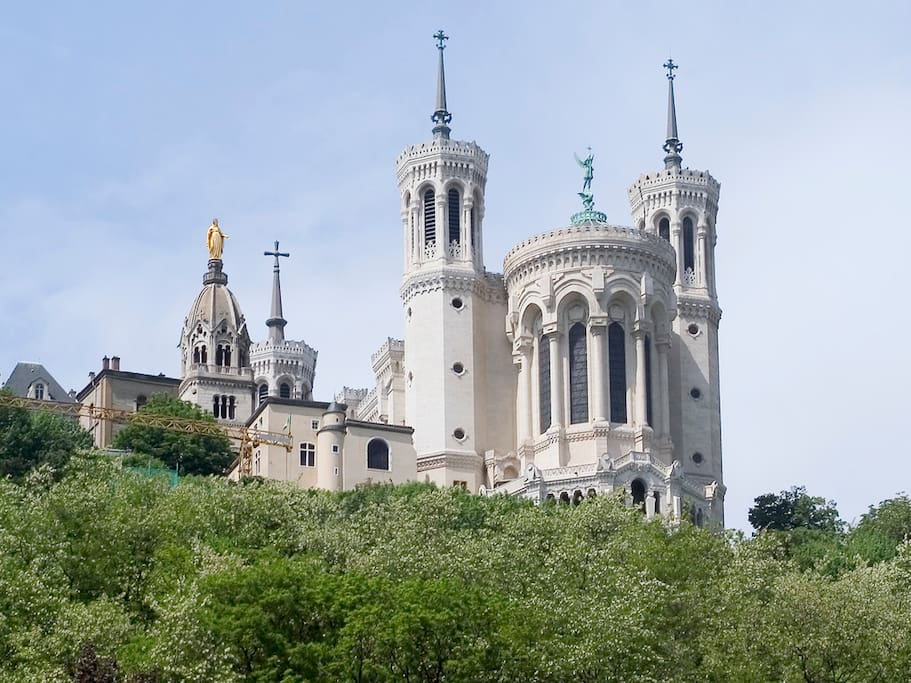 Vue de fourvière dans la cuisine