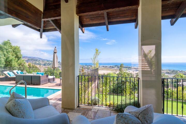 STUNNING VIEWS FROM THE HEART OF MALIBU gallery image 2
