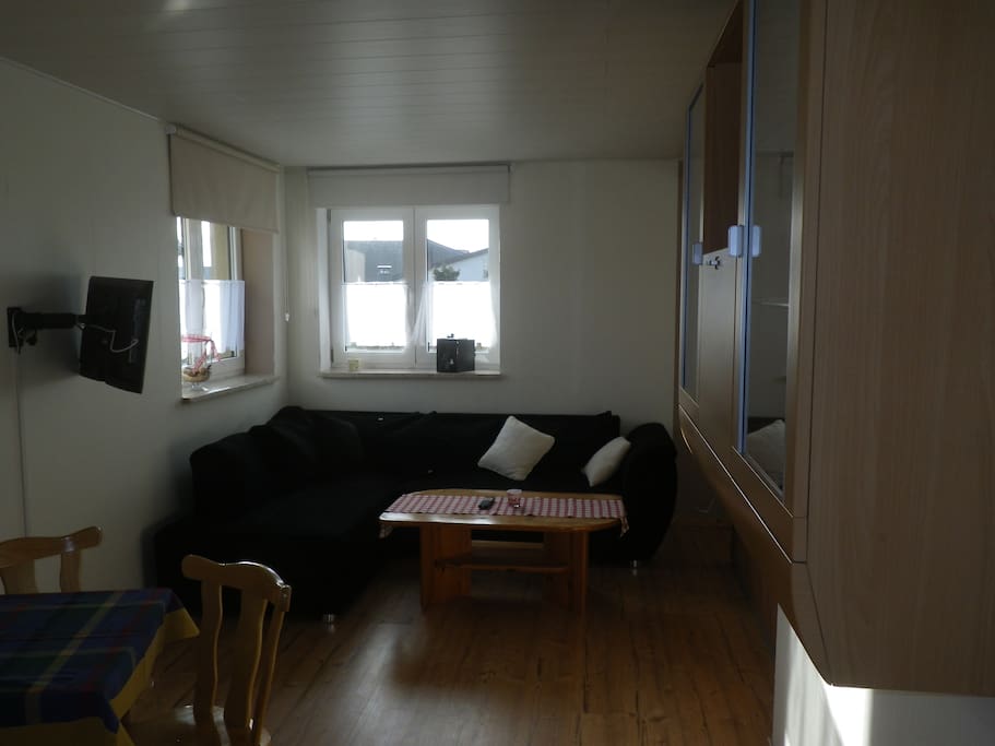 Wohn- & Schlafzimmer