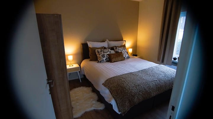 客房2
2号卧室
2号卧室