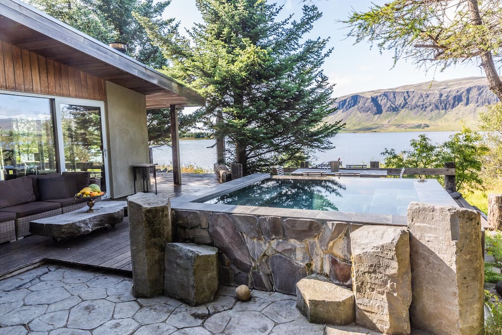 Luxury Lakefront Villa w hot tub Houses for Rent Gr  msnes-