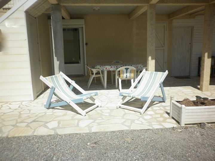 Chalet stocking apartment, close to the beach