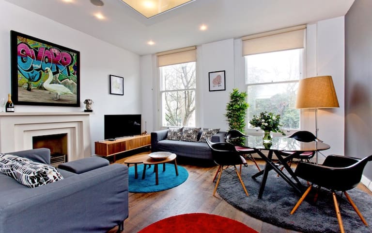 Luxury and Spacious Apartment opposite Hyde Park