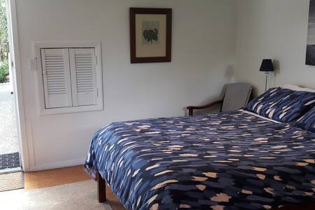 Private studio in Island Bay