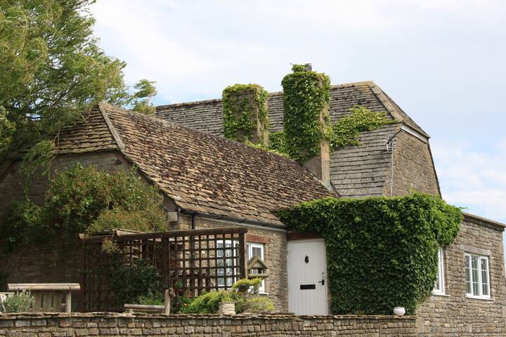 Maunditts Park Farm Stable Cottage Cottages For Rent In Little
