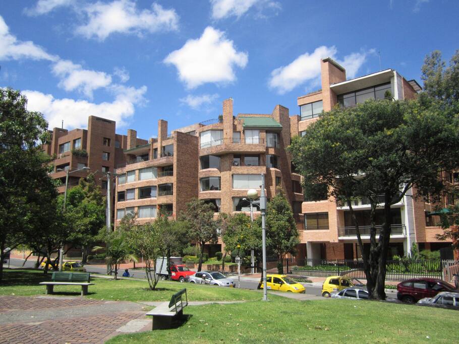 Neighbourhood in Chicó - Bogotá