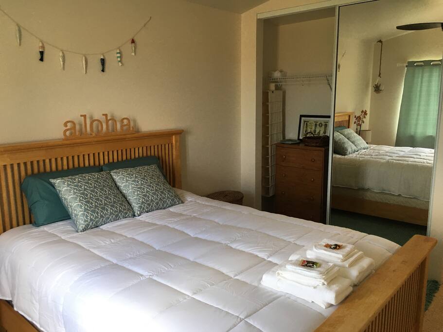 Very comfortable queen pillow top bed will ensure you sleep like a baby