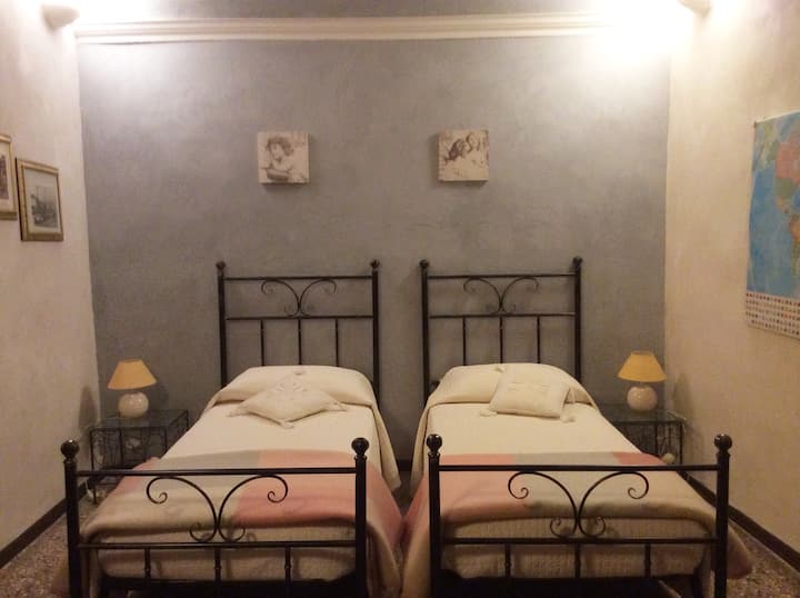 Angolo Di Quiete In Pieno Centro Storico A Venezia - Venice
