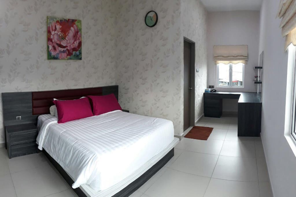 BEDROOM NO.2