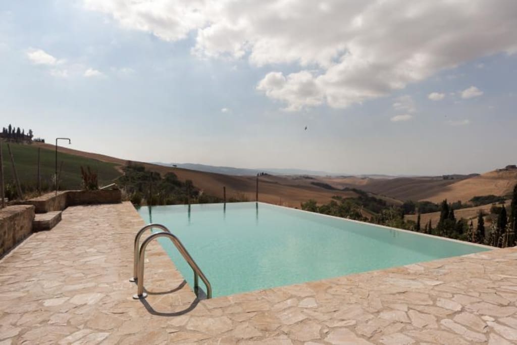 Villa fraggina swimming pool with solarium