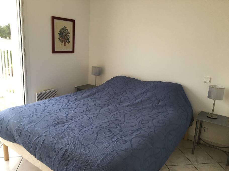Chambre avec placard