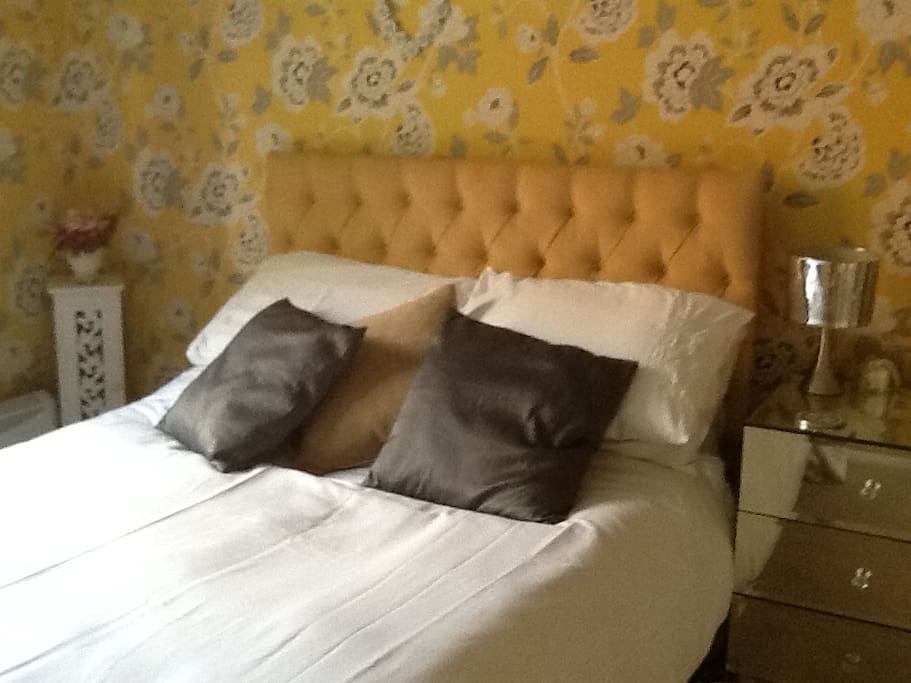 Double Bedroom sleeps 2