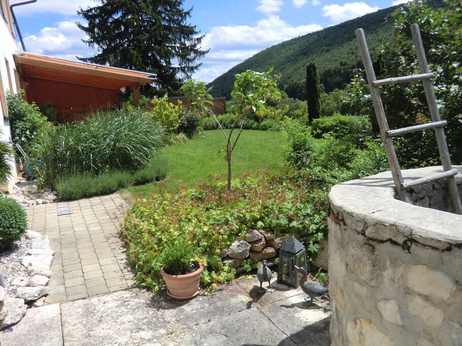 Front deck & fountain