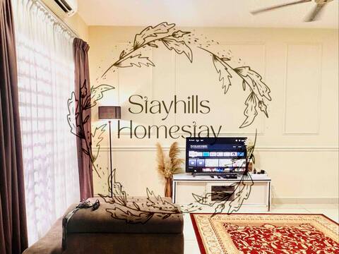Homestay murah Bukit Beruntung(livingroom AirCond)