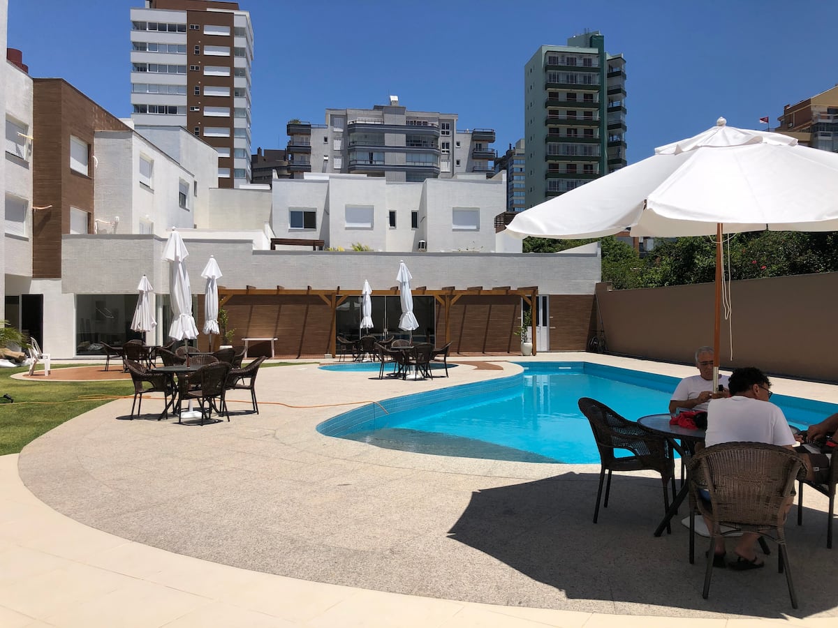 Praia e piscina — 3 dorm, 2 vagas — foto 5