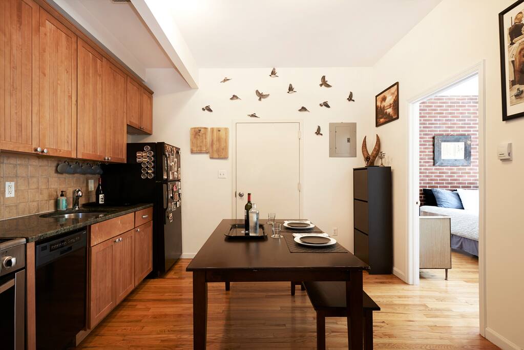 Kitchen/Dining room.