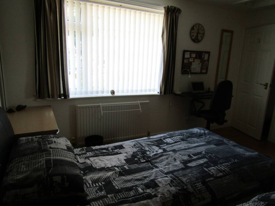 Twin Bedroom