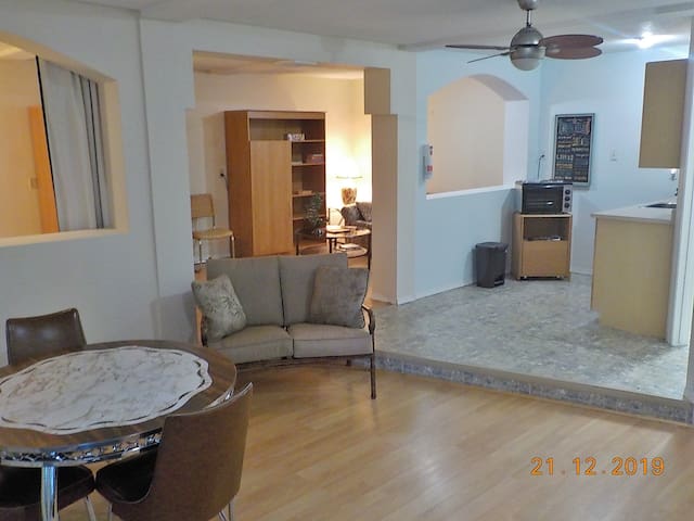 Airbnb Cranbrook Vacation Rentals Places To Stay British