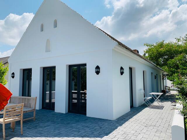 Airbnb Apetlon Vacation Rentals Places To Stay Burgenland