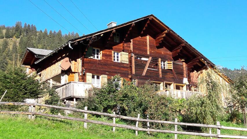Fluhhaus