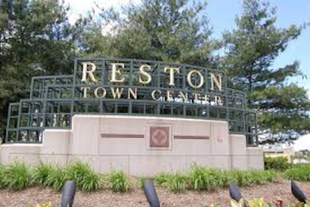 Welcome to Reston Town Center