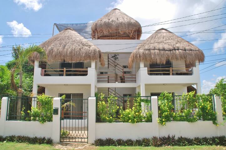 Suite # 1 a unos pasos de la Laguna