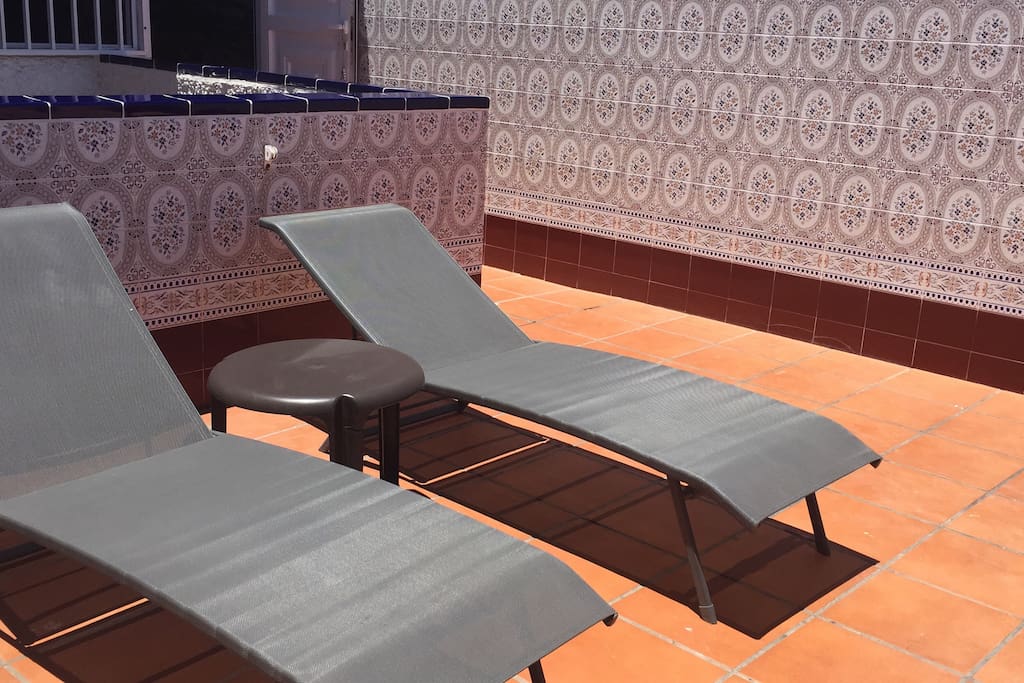 Sun long chairs