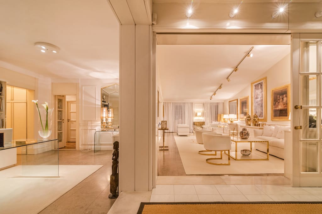 Spacious and bright apartment