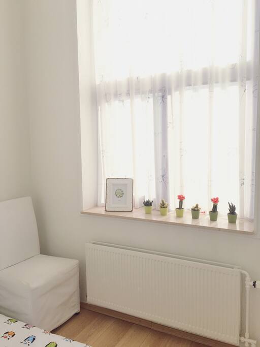 Big window for plenty of light